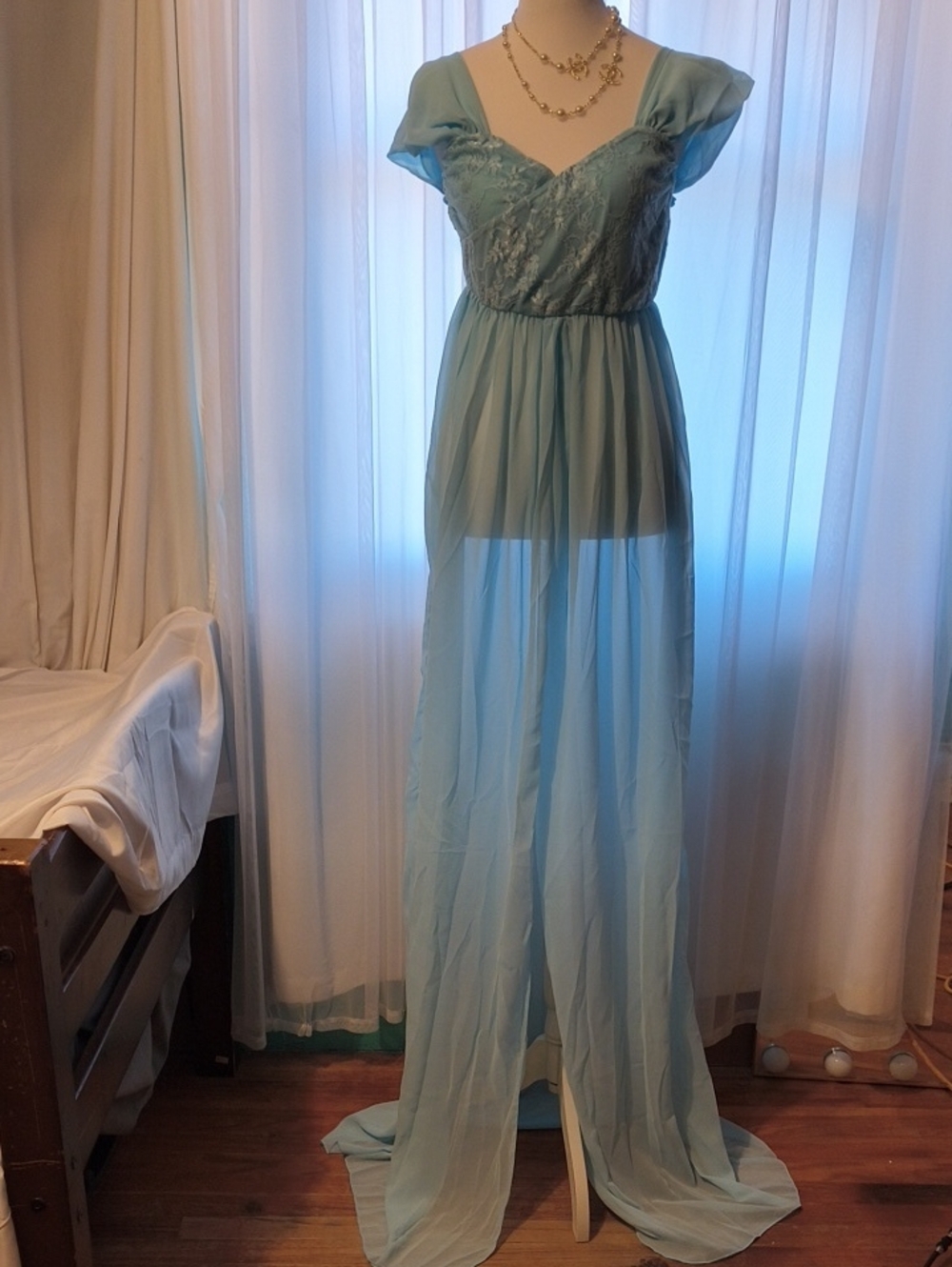 Light Blue Lace Maternity Photo Shoot Dress